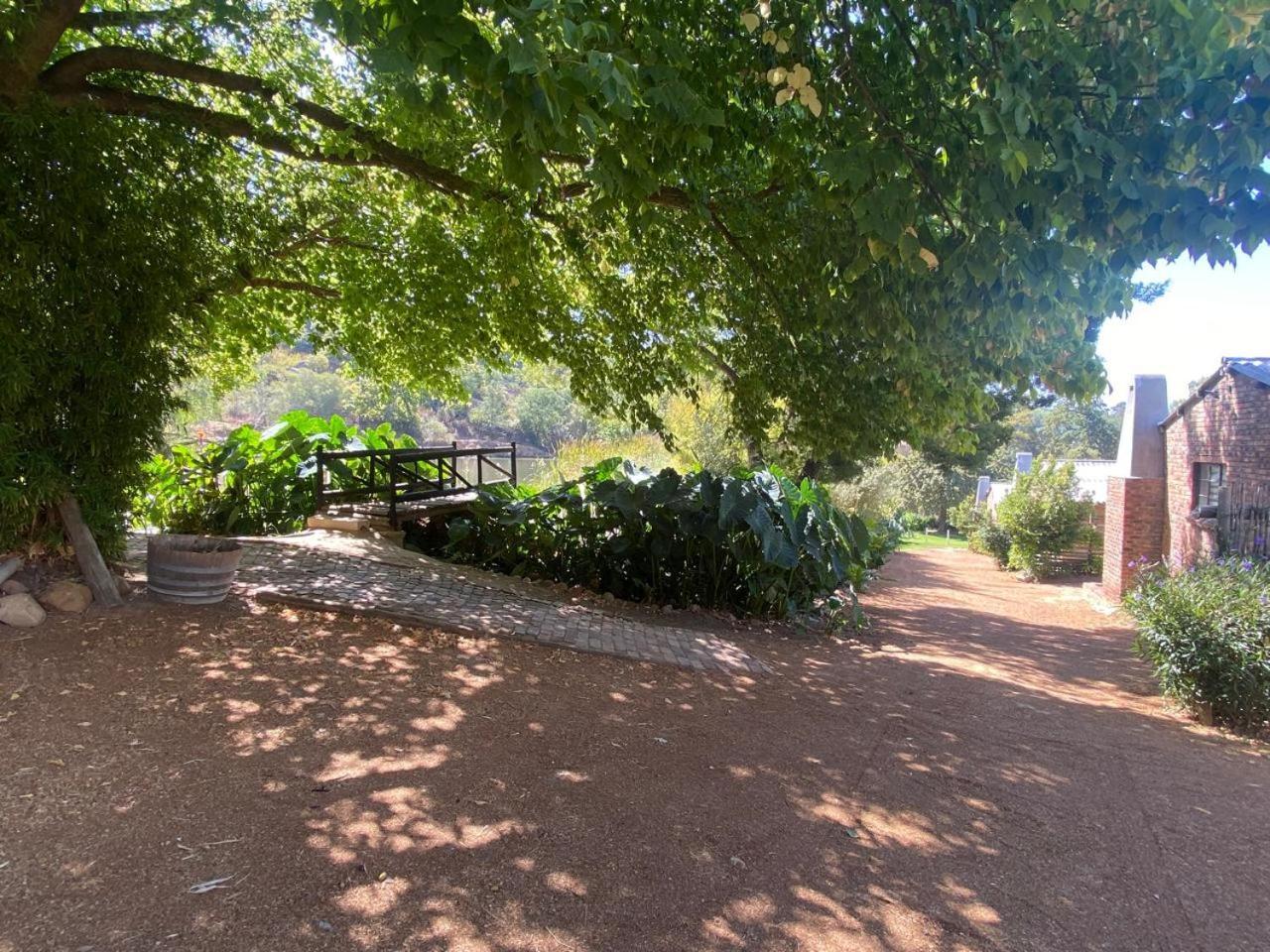 Picardie Guest Farm Paarl Exterior photo